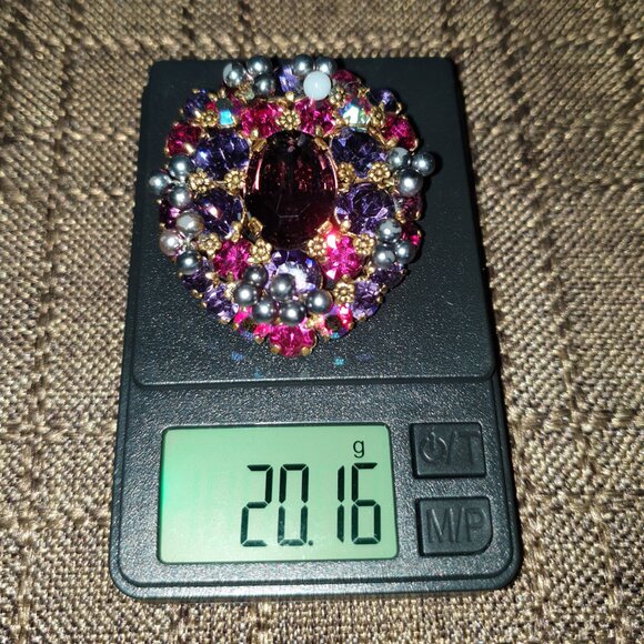 Fabulous Vintage Estate AUSTRIA Signed Purple Rhinestone Floral Brooch - Picture 8 of 11